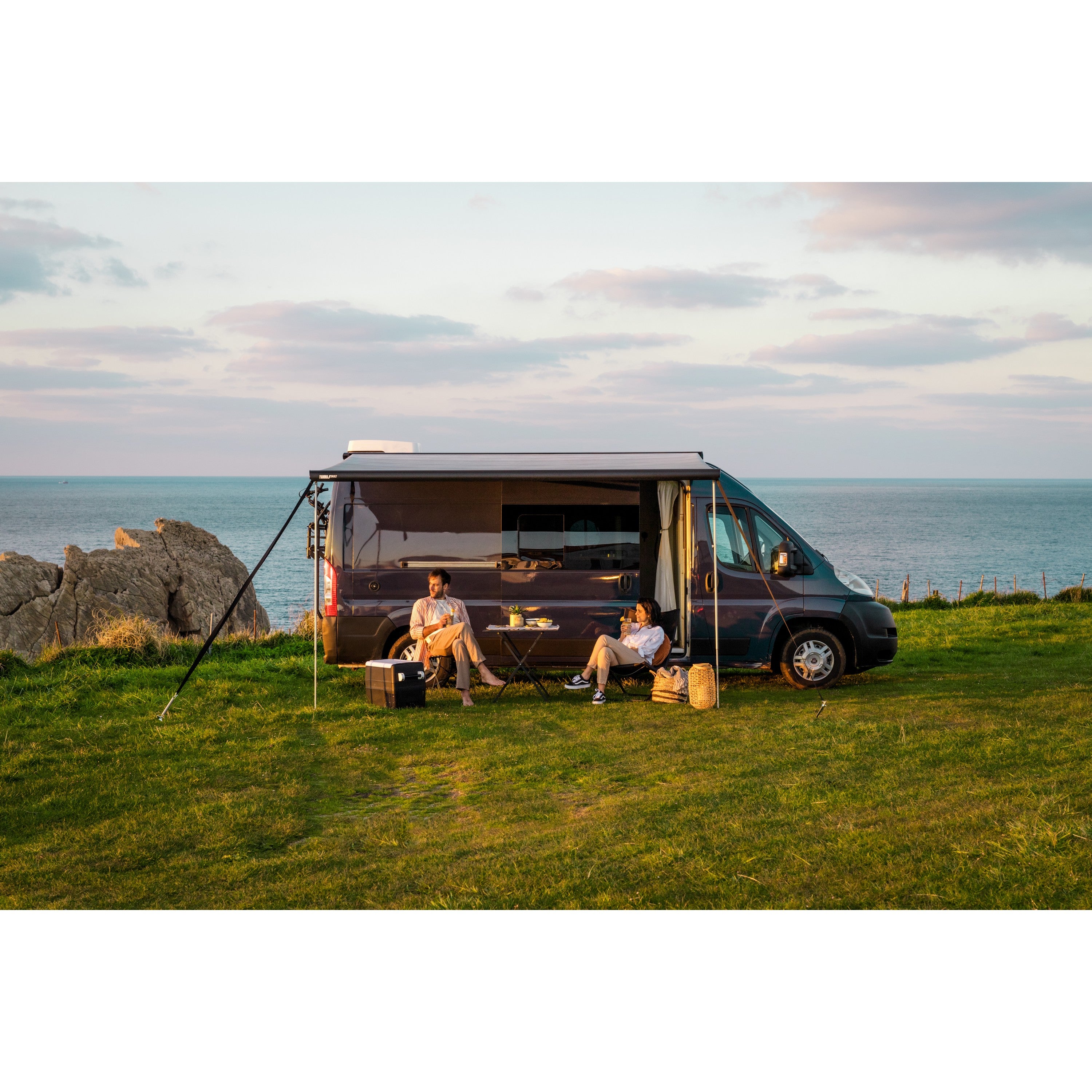  Fiamma F80s 320 Cassetteluifel Deep Black - Royal Grey V25